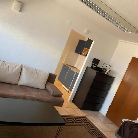 Appartement Ferienwohnung Monteurzimmer *